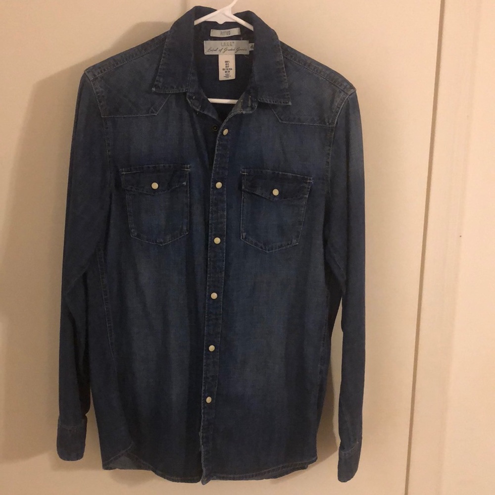 Long sleeve denim shirt